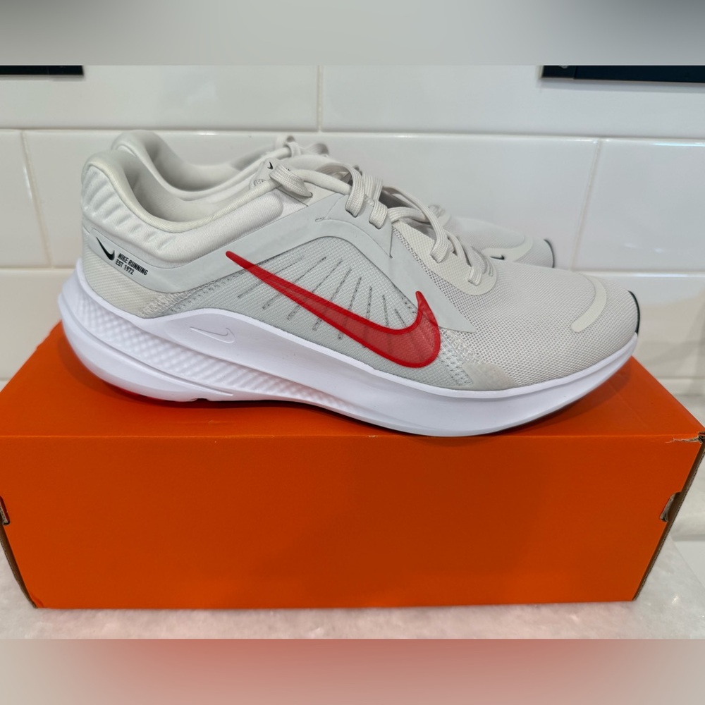 Nike Quest 5 Running Shoes Platinum Tint Light Crimson